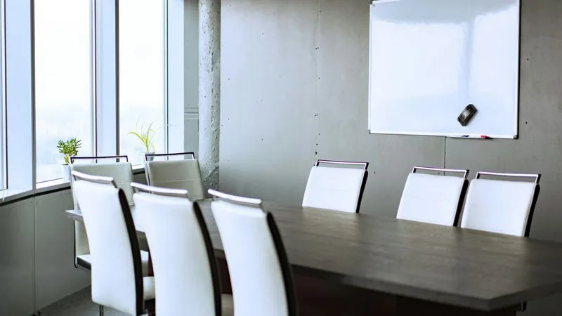 Một bản AI meeting note tiêu biểu gồm những thành phần nào?