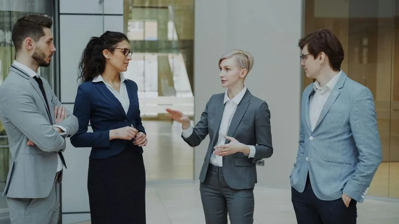 Trợ lý AI ghi chép cuộc họp tiếng Việt là gì